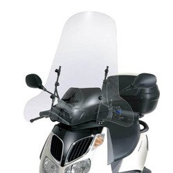 GIVI 105A SZYBA PRZEZROCZYSTA (66Hx67W) APRILIA Sportcity 125-200-250 (05 > 08) / HONDA Zoomer 50 (Ruckus 50) (04 > 14) (WYMAGA A129A)