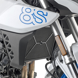 GIVI PR3126 OSŁONA CHŁODNICY - SUZUKI GSX-8S (23 > 25)