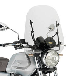 GIVI 8206A SZYBA PPRZEZROCZYSTA 48,5 x 50 cm (H x W) - MOTO GUZZI V7 850 STONE / SPECIAL (21 > 23)
