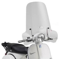 GIVI 642A SZYBA PRZEZROCZYSTA 54 x 62 cm (H x W) PIAGGIO VESPA PX 125-150 (11 > 17)