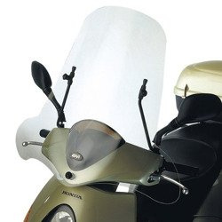 GIVI 183A SZYBA PRZEZROCZYSTA 67,9 x 66,5 cm (H x W) )HONDA @ 125-150 (00 > 08)